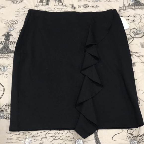 14th & Union Cascading Ruffled Pencil Skirt - Picture 5 of 6